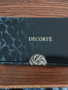 Decorte Sample Box. Comes With All These Products.